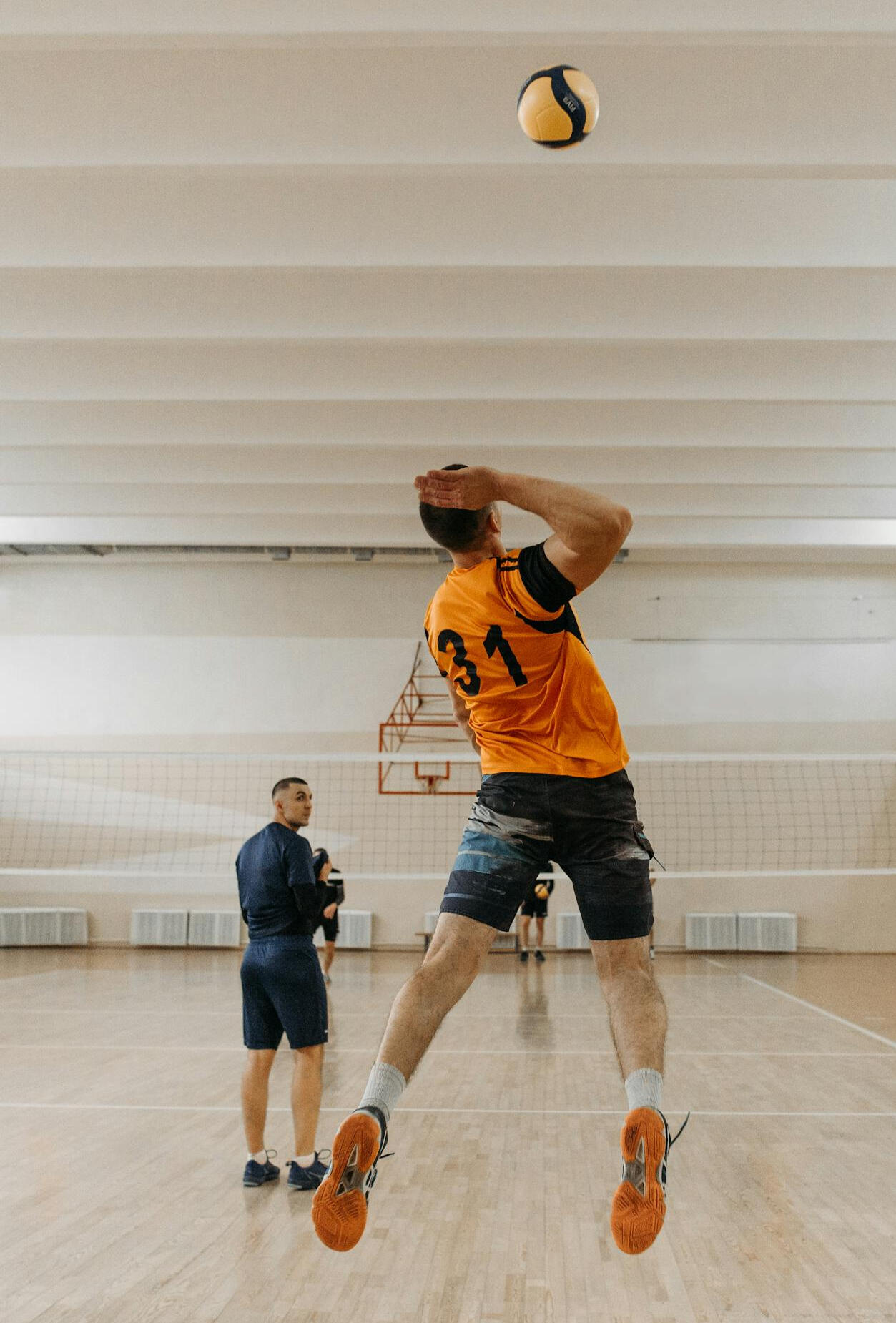 Volleyball coaching with Tarek Al Kazzi former professional volleyball player Volleyball coaching with Tarek Al Kazzi former professional volleyball player